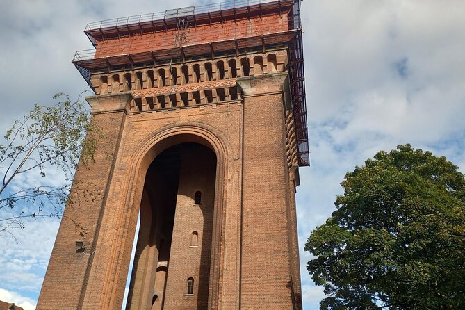 Historic Walking Tour of Colchester - Stop 1: Colchester Castle, the Norman Keep you can actually walk around