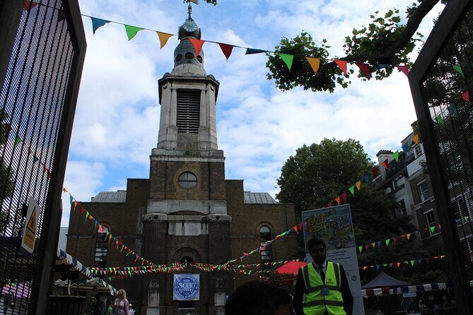 Historical Tour in Death, Debauchery and Doctors in Soho London - Stop 3: Wardour Street for a pretty garden and a secret