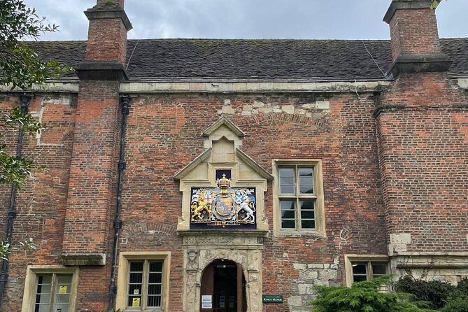 History and Hauntings Self Guided Walking Tour in York with App - Key things I’d note before you go
