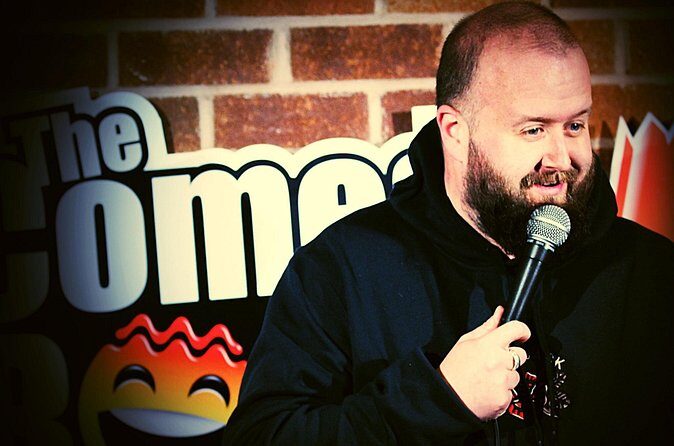 Hot Water Comedy Club The Comedy Roast - Seating, flow, and comfort: what you should expect