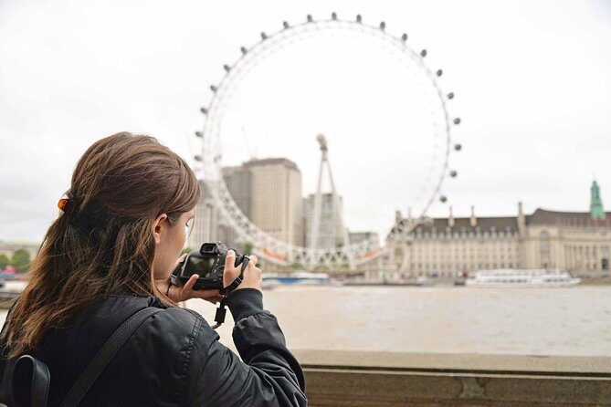 Iconic London Landmark Photography City Tour - Stop 2: London Eye and the Thames River (Turn a Crowded Scene Into a Strong Story)