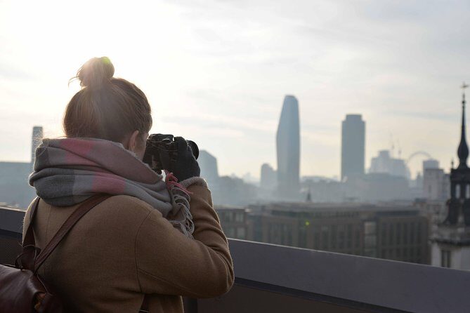Iconic London Landmark Photography City Tour - Stop 3: Millennium Bridge for City + Thames Views (Practice Lines)