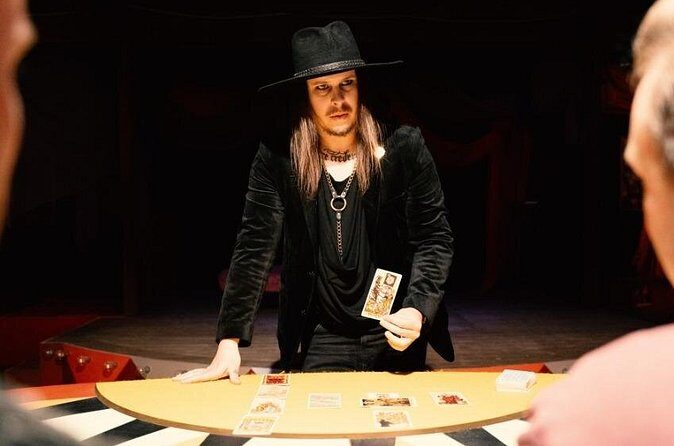 Immersive Magic Experience with Craft Cocktails in London - How to get the most out of the show (without overthinking it)