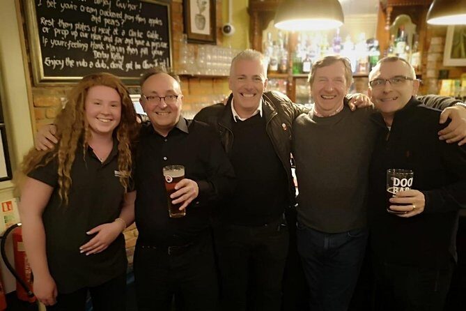 In Jack The Ripper Footsteps: Private Black Cab Tour in London - Pubs and infamous corners: the Blind Beggar stop