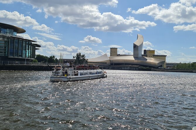 Inspirational guided walking tour of Media City & The Quays - Why this MediaCityUK to Salford Quays walk fits a busy day