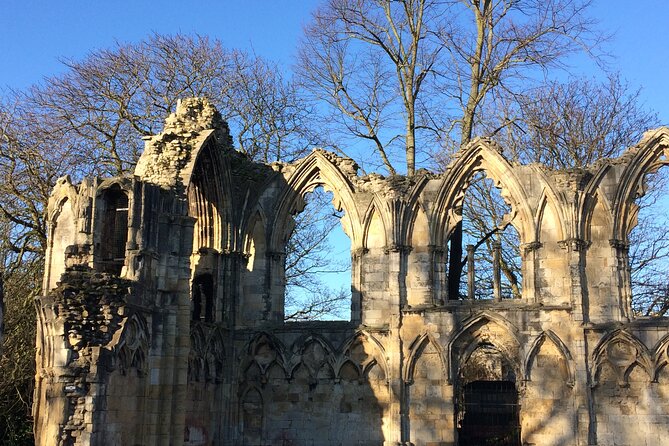J & M York City Walking Tours - Medieval Levels, Guild Power, and Why Women Mattered Here