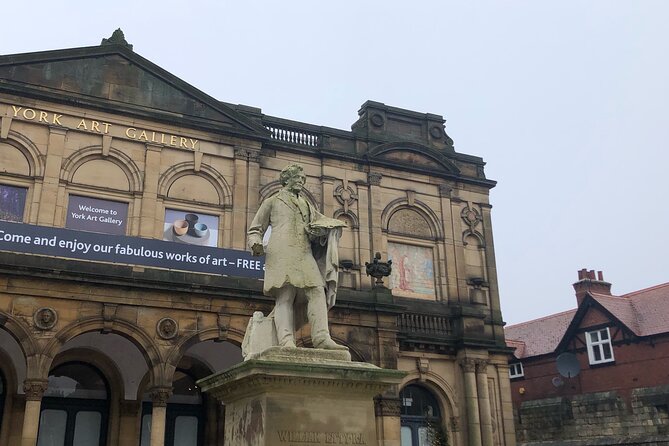 J & M York City Walking Tours - St Cuthbert’s Church and the Devil’s Door Myth