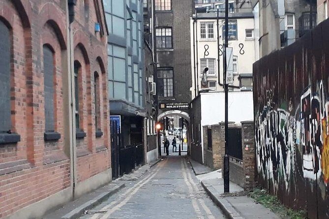 Jack the Ripper London Private Taxi Tour - Why a private Jack the Ripper taxi tour beats DIY wandering