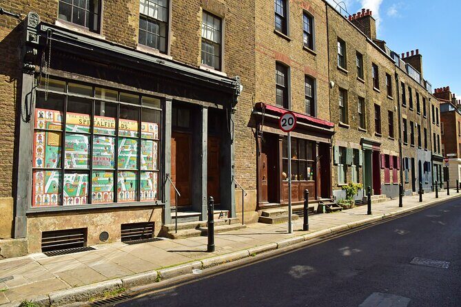 Jack the Ripper Small Group Guided Tour with an Expert Guide - FAQ