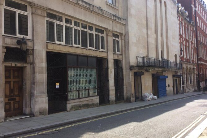 James Bond Private Tour - Whitehall and Westminster Bridge: The Final Act Around Old War Office Vibes