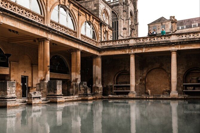 Jane Austen Self-Guided Audio Walking Tour in Bath - The Pump Room start: Bath spa culture and Austen’s stage