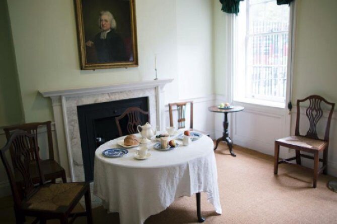 John Wesley Methodist Private Walking Tour Of London - Start at Panyer Alley: Hotel Pickup and the 9:30 to 10:30 Option