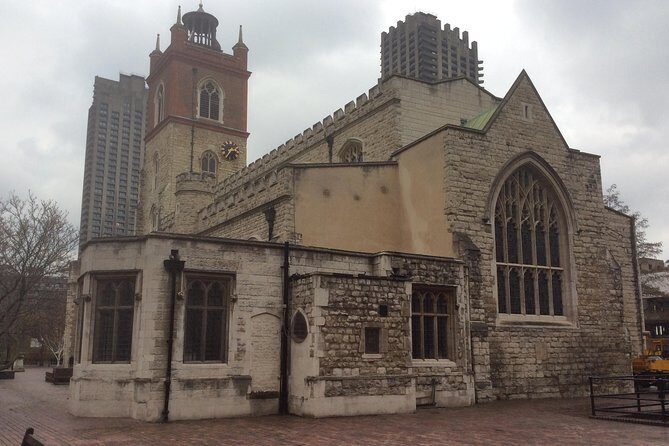 John Wesley Methodist Private Walking Tour Of London - Postman’s Park: A Secret-Feeling Park With a Victorian Moral Punch
