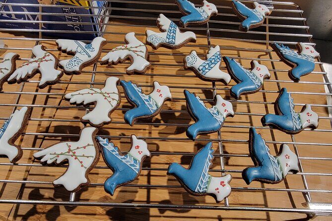 Kew Biscuit Decorating Class for Adults - Getting There: 110 North Rd, Richmond TW9 4HJ and the 11:00 am Flow