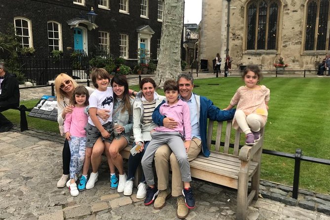 Kid-Friendly Private Tower of London Tour with Blue Badge Guide - Starting at the Tower Welcome Centre: where to meet and how to arrive