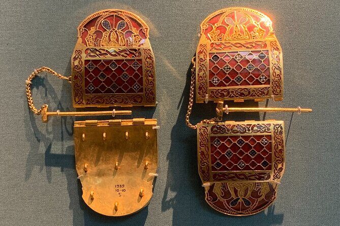 Kids & Families London British Museum Highlights Tour and West End Discovery - Should You Book This Kids & Families London Tour?