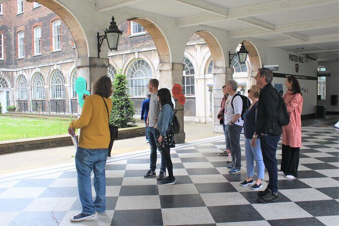 Killing Eve Locations Tour of London with Private Guide - Key things to know before you go