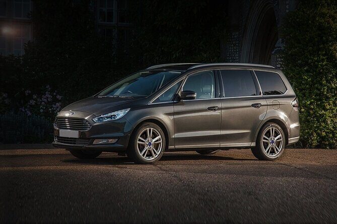 Kings Cross Station – Chauffeur/ Taxi - To & From Central London - Private car for up to 4: comfort math for luggage and sanity
