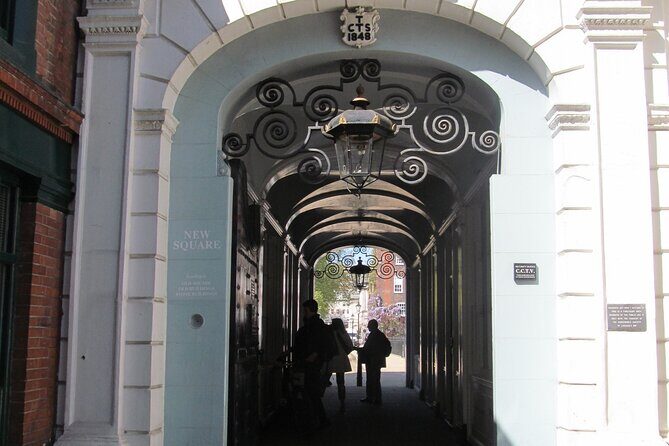 Law in London Private Tour - Why London’s legal landmarks feel different from normal sightseeing