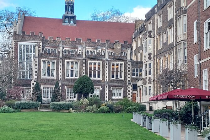 Lawyers' London: Courts of Justice & Inns of Court Walking Tour - The magic of Inns of Court: why this walk feels like a storyline