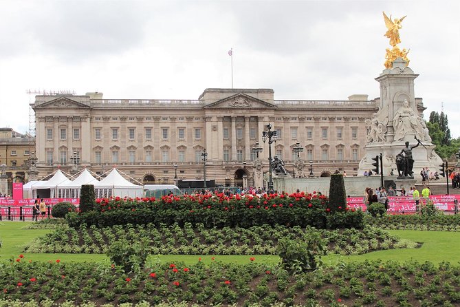 Layover Tour of London from LHR Executive Luxurious Vehicle Private Tour 6 hour - Houses of Parliament: iconic buildings with quick walking and photos