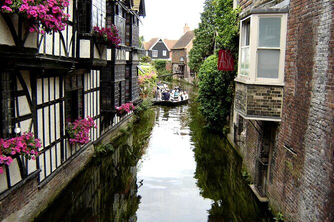 Leeds Castle and Canterbury - Day Tour from Brighton - Guides Gerry and Andrew: why the day feels organized