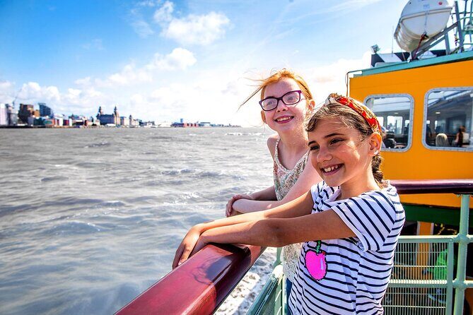 Liverpool: 50-Minute Mersey River Cruise - QR audio commentary: making sure you actually hear the story
