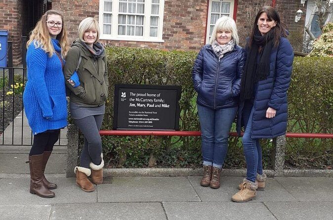 Liverpool Beatles Shared Cab Tour - Stop 2: Strawberry Field red gates and a calm 20 minutes
