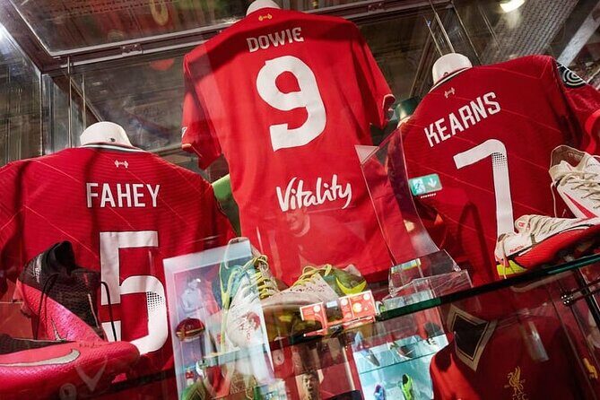 Liverpool Football Club - The Anfield Experience - Meeting an LFC legend: why this moment sticks