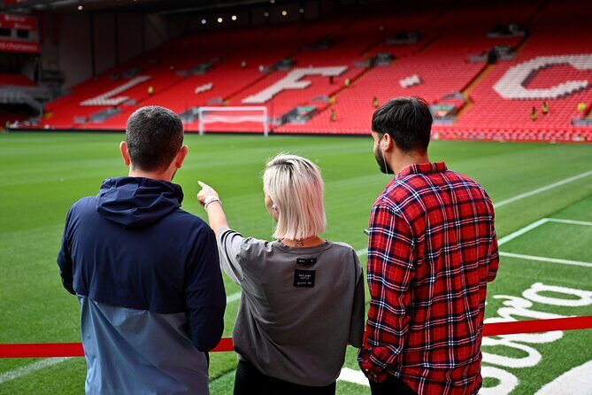 Liverpool Football Club - The Anfield Experience - Photos and memorabilia: making your visit tangible