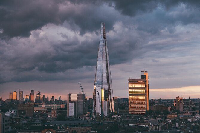 London Bridge Ghost Walking Tour - St Paul’s skyline and grim London: why the timing works