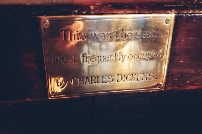 London Christmas Carol & Charles Dickens Small Group Walking Tour - George and Vulture: Fine Interior, Familiar Scenes
