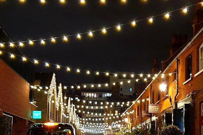London Christmas Lights Private Tour by Traditional Black Cab - Price and Value: $553.64 Per Group Up to Six
