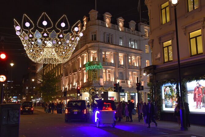 London Christmas Lights Private Walking Tour - Regent Street and the art of photographing lights without losing your group