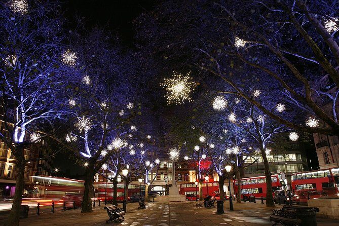 London Christmas Lights Tour by Vintage Double-Decker Bus - Price and value: $43.88 gets you a lot of London in limited time