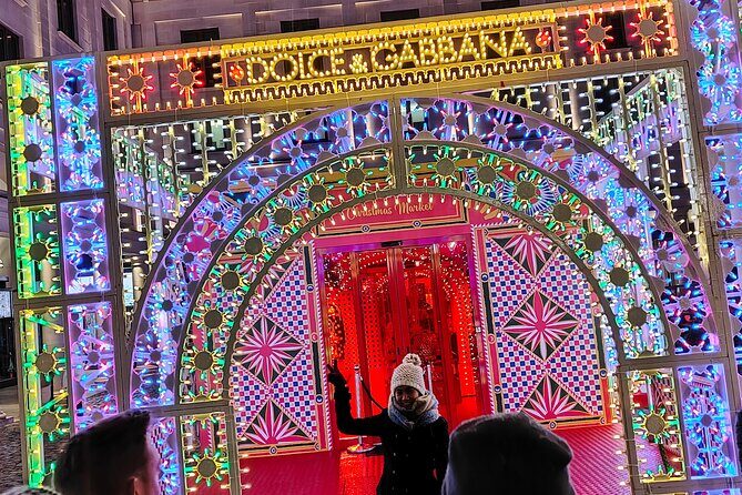 London Christmas Sparkle Private Walking Tour - Somerset House, the Thames Route, and the Strand to Trafalgar Square