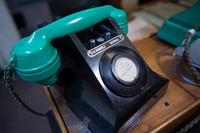 London: Churchill War Rooms Ticket & Political London Audio Tour - Meeting Point and Host Help: VoxCity at King Charles Street