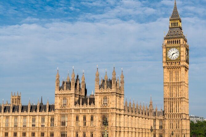 London: Churchill & World War 2 Walking Tour - Memorial stops that feel more than symbolic