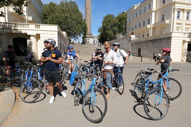 London Classic Landmarks Bike Tour with Local Guide - Lincoln’s Inn Fields, Smithfield Market, and the legal district feel