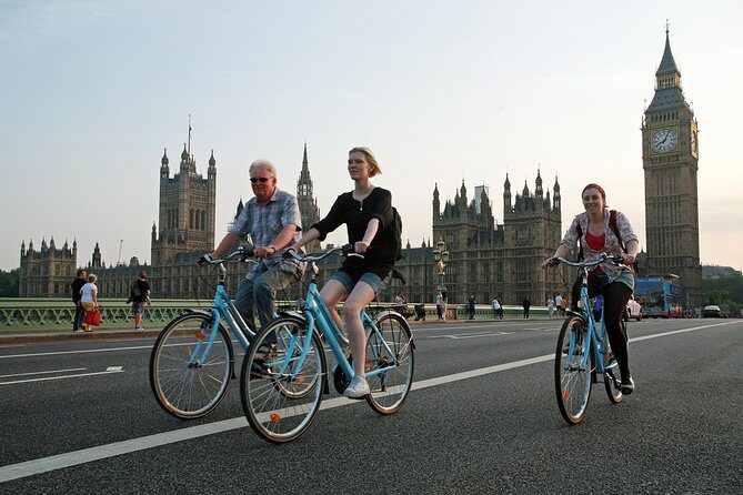 London Classic Landmarks Bike Tour with Local Guide - Thames glide to Big Ben and the Houses of Parliament
