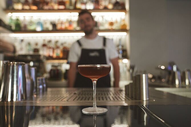 London Cocktail Tour - Soho - Stop 1 in Soho: The First 30 Minutes Set the Tone