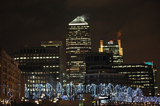 London Dinner Cruise on the Thames River - Who Should Book This London Thames Dinner Cruise?