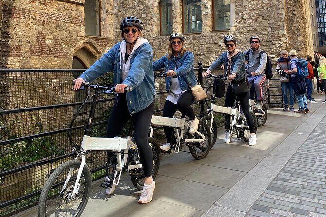 London E-Bike tour & Borough market - St Paul’s Cathedral from the river-side viewpoint