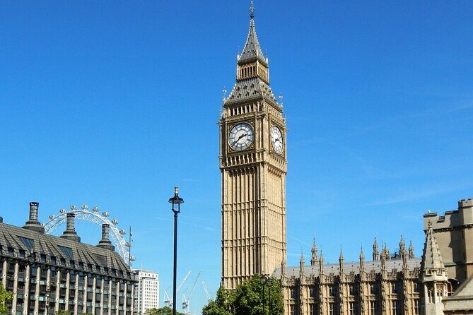London Essential 2 hour introductory Walking Tour With a Londoner - Horse Guards Parade and the photo moment you’ll remember