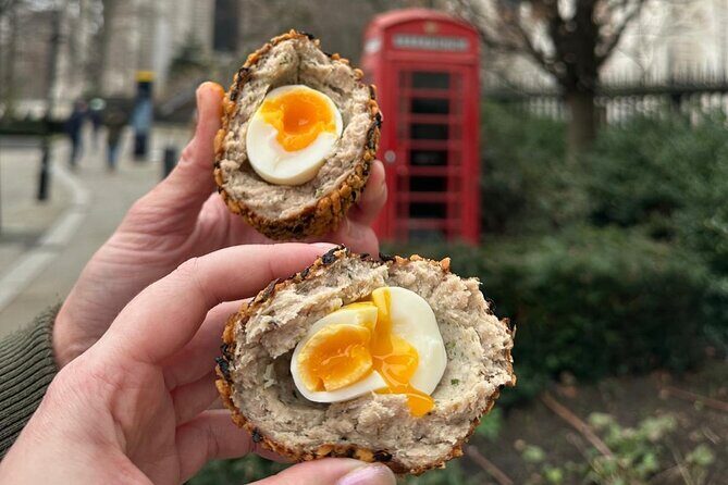 London: Food Treasure Hunt and Walking Tour - Three hours of London food clues, not crowded tourism