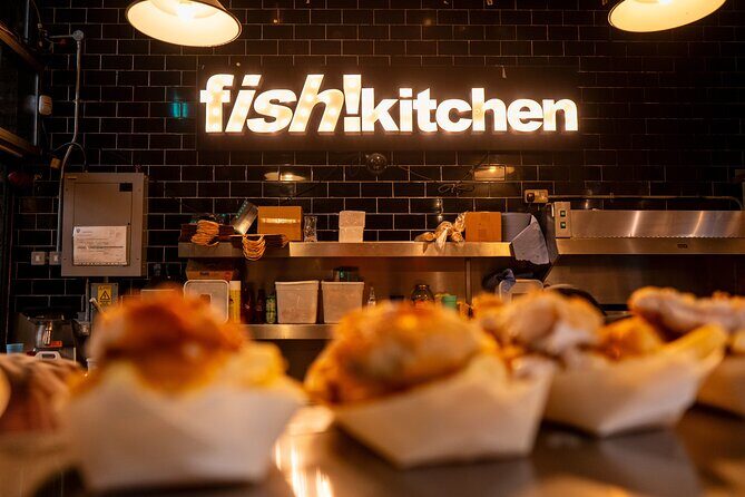 London Food Walking Tour: Taste Your Way Through Soho & Chinatown - Soho to Chinatown: a short walk with big food-school value