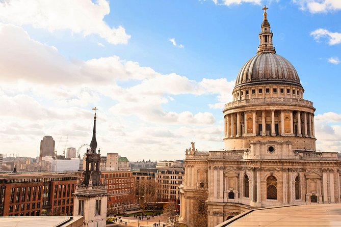 London Full Day Sightseeing Tour with London Eye - London Eye glass capsules for skyline views (if you chose the option)