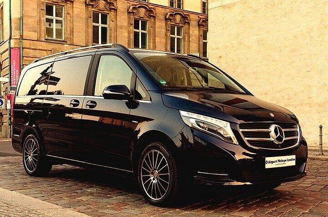 London Gatwick Airport LGW to Heathrow LHR Private Transfer - The ride itself: comfort, timing, and group size