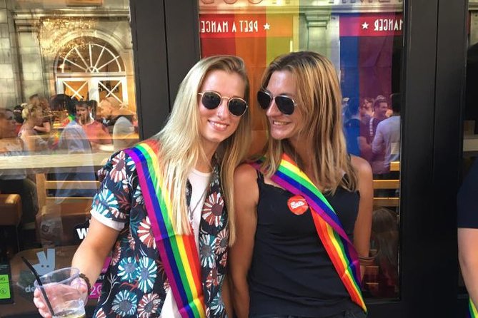 London Gay Tour with a Local, Soho’s LGBTQ+ Nightlife, Private & Custom - Meeting at Trafalgar Square (James II) and getting oriented fast
