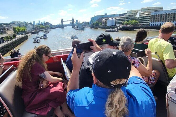 London: Guided Sightseeing Tour on a Vintage Open-Top Bus - Tower of London views: classic landmarks without the ticket lines